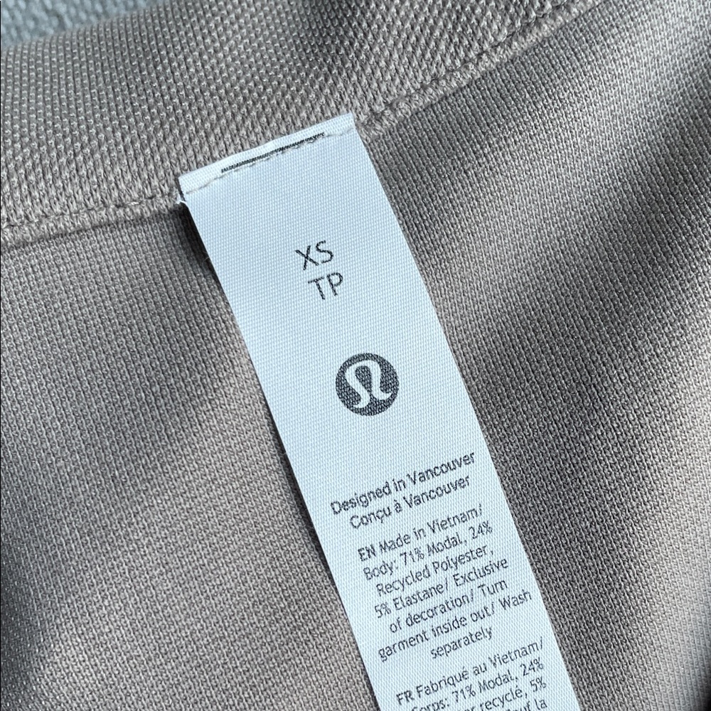 NWT lululemon Softstreme Pique Oversized LS Polo - XS - WSHG - Picture 5 of 16